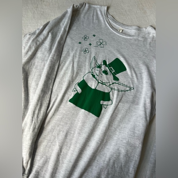 Baby Yoda Light Grey Long Sleeve - Picture 7 of 7